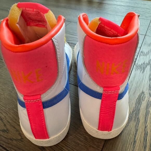 Rare NIKE Multi-color WOMENS Mid BLAZER 77 Size 6.5 EUC - Picture 8 of 10